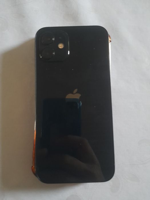 Iphone 12 телефон