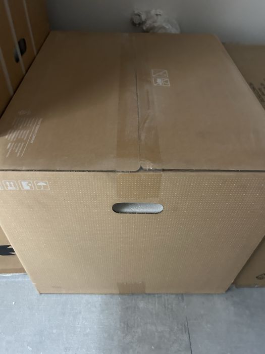 Робот пылесос Samsung Bespoke jet box combo steam.