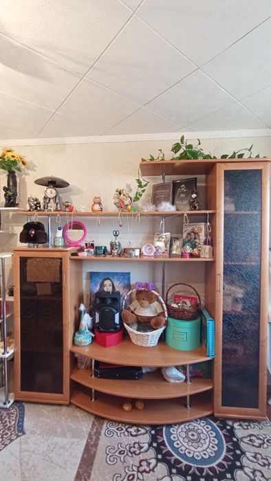 Продам Горку для Гостиной