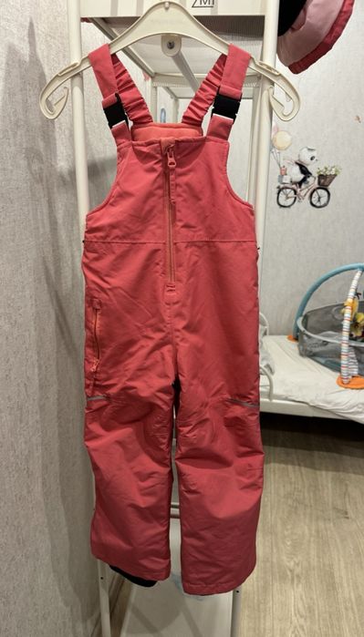 Куртка с комбинезоном на девочку