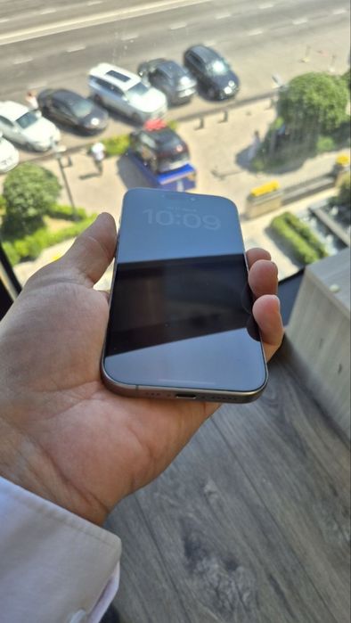 Продается iPhone 15 pro 256gb
