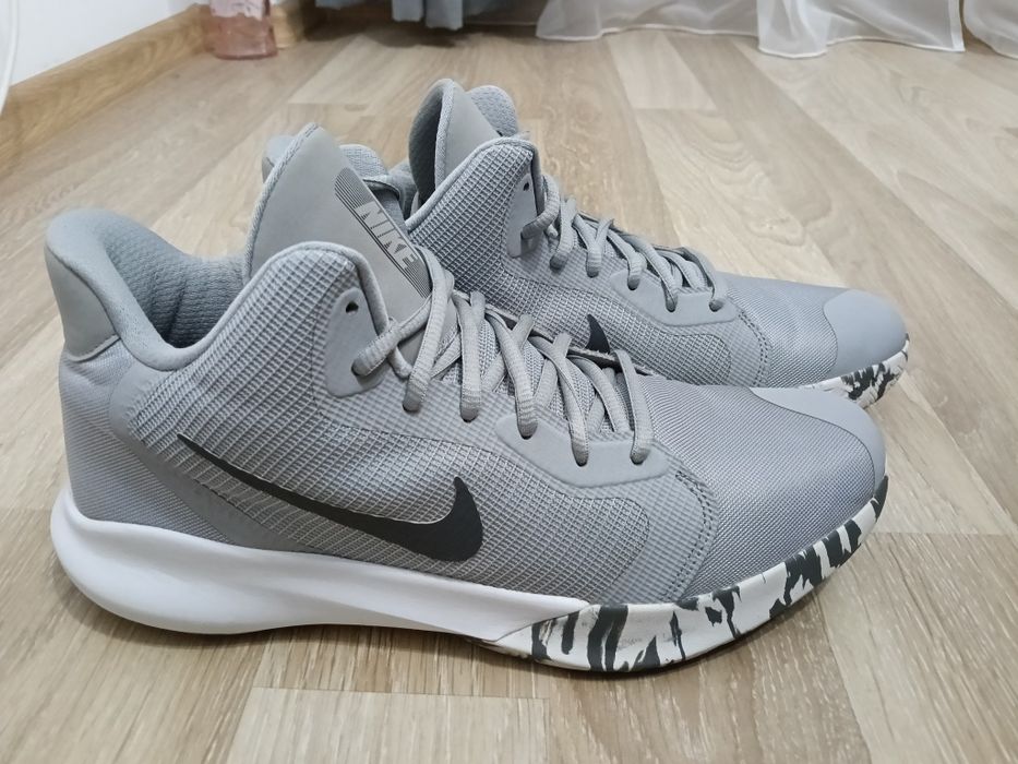Adidași Nike Precision mărimea 45-44