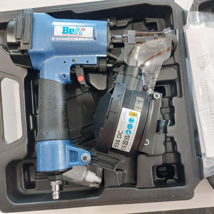 Пневматичен такер пистолет за битумни керемиди Беа BEA 556 DC