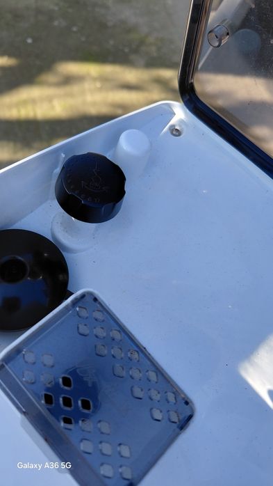 Продавам Кафеавтомат ФИЛИПС много малко работила .