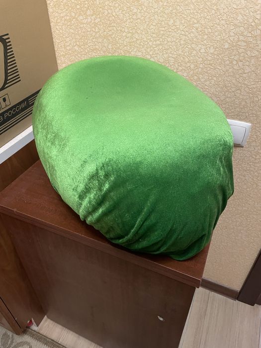 Продам 2 детских пуфика