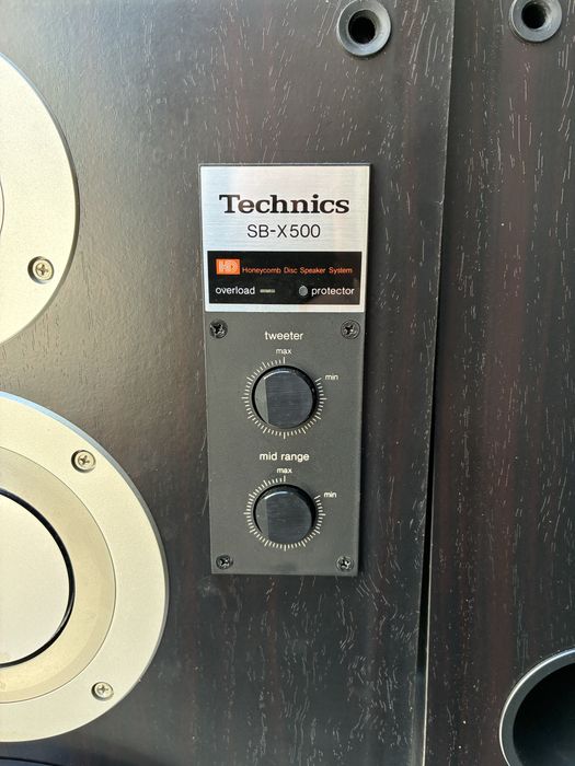 Тонколони Technics 130 вата на 8 ома