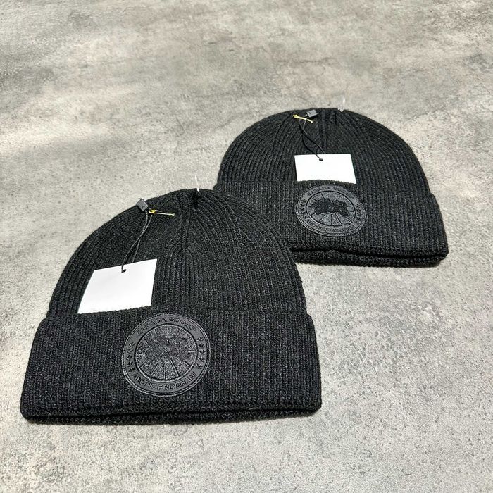 Зимни шапки беание Канада Гус canada goos beanie маркови шапки зимни