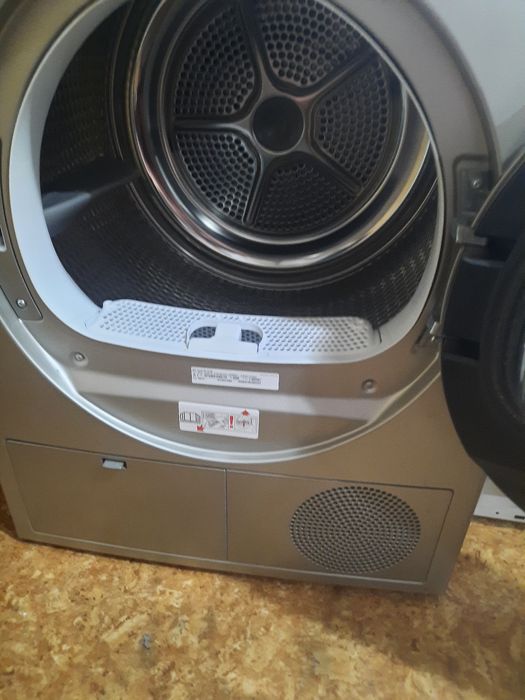 Продам Сушильная машинка
