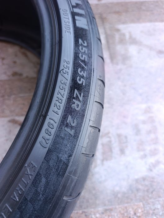 Michelin Pilot Sport 4S 255/35/21