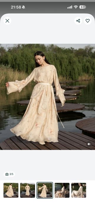 Продам супер нежное платье