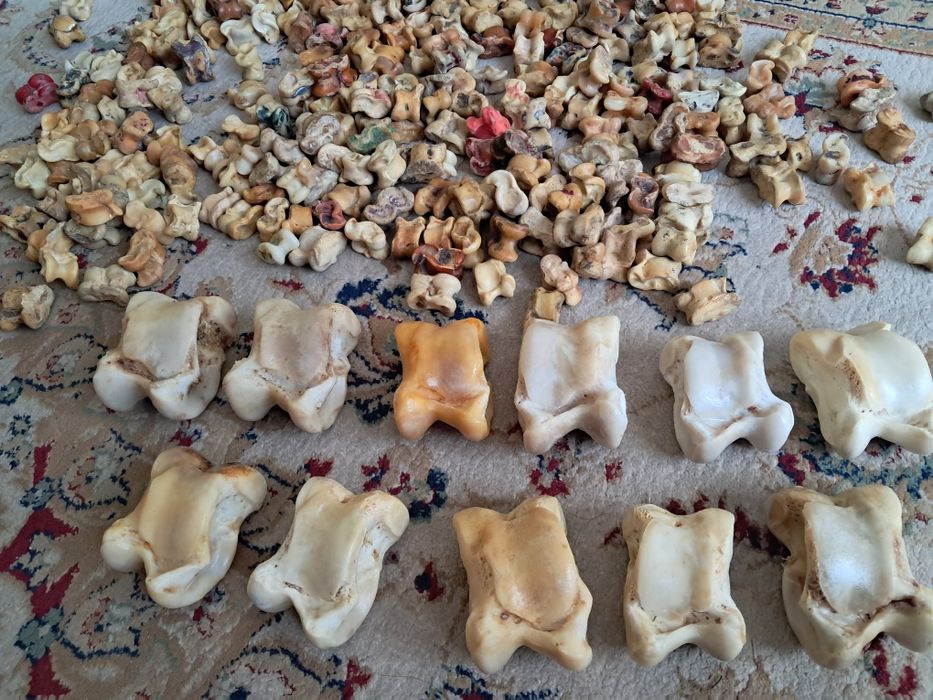 Асыки бараньи игральные натуральные.