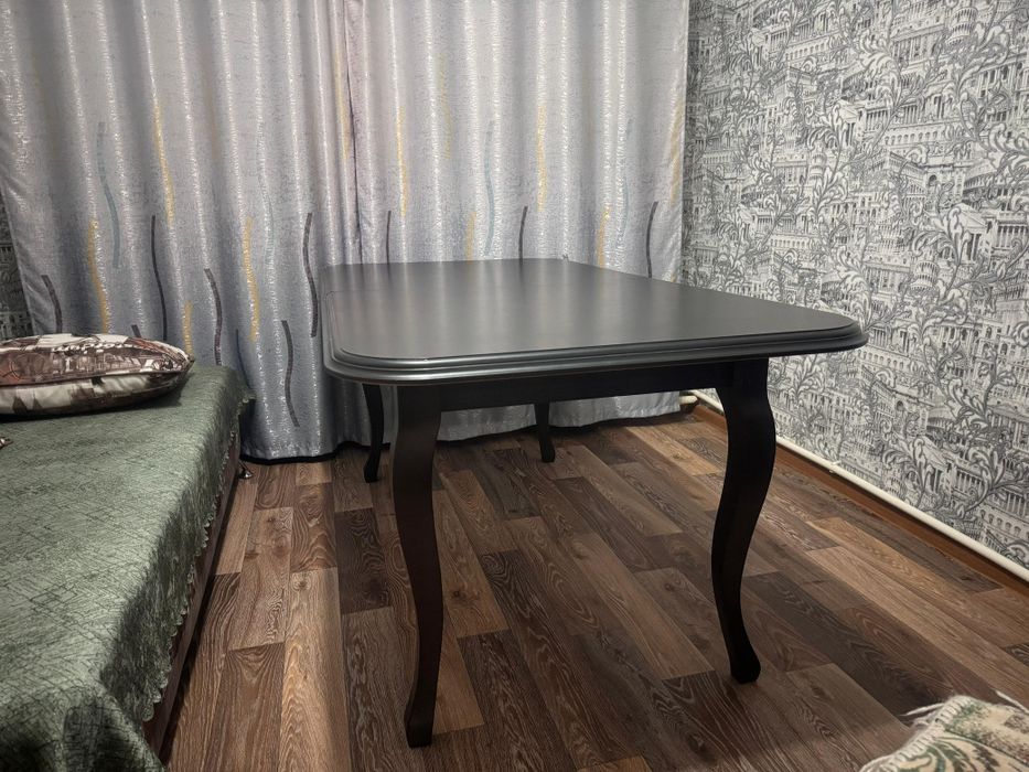 Стол большой раздвижной