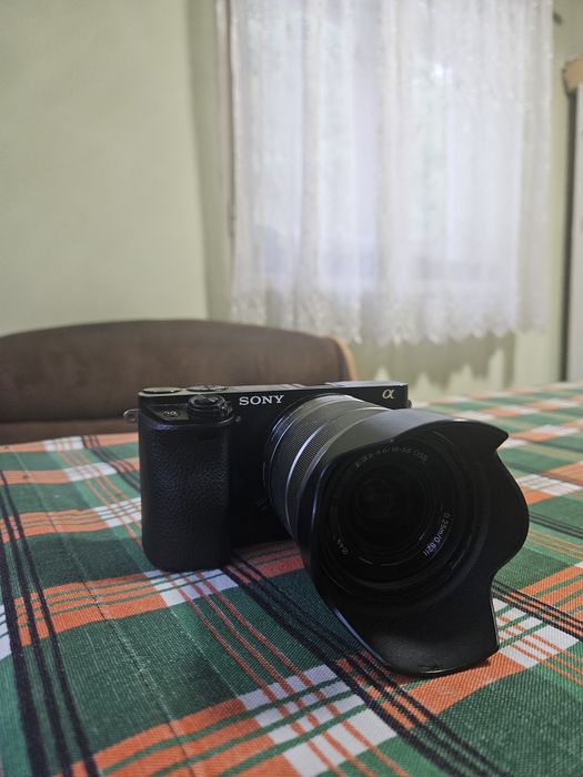 Sony a6000 + obiectiv Sony 18-55 f/3.5-5.6