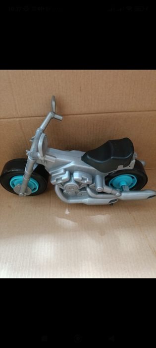 Продам игрушки для мальчика