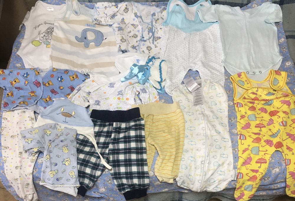 Продам детские вещи