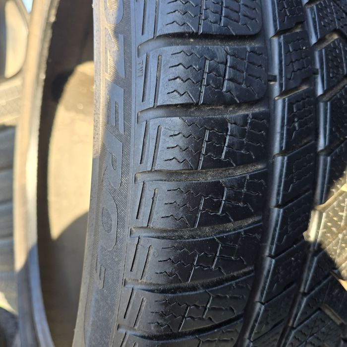 315 30 21 зимни гуми 2бр Pirelli Soto zero 3
