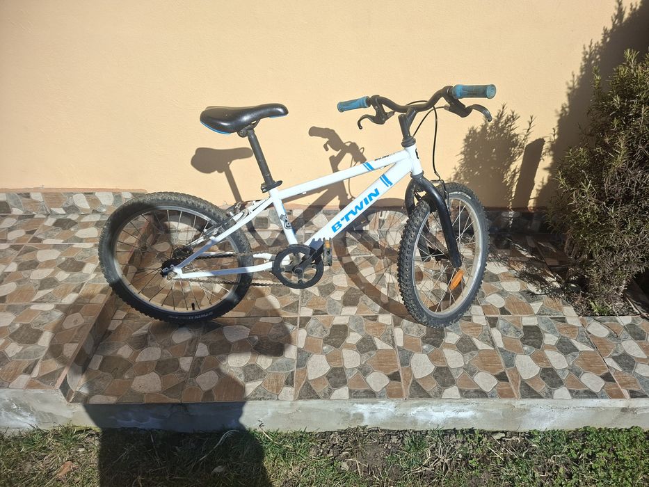 Bicicletă copii 5-9 ani