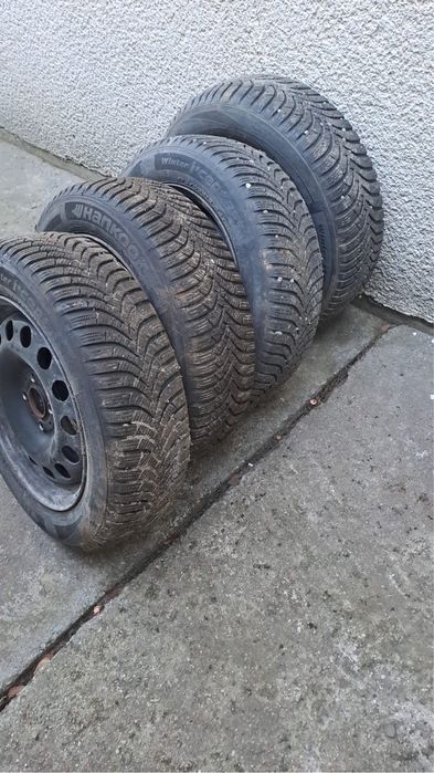 Jante + cauciucuri de iarna 175/65 R15