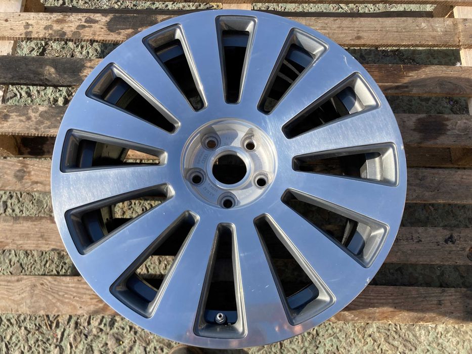 19 джанта 5х112 Audi A8 S8 4E 8,5J et45 4E0601025N Оригинал Единичка