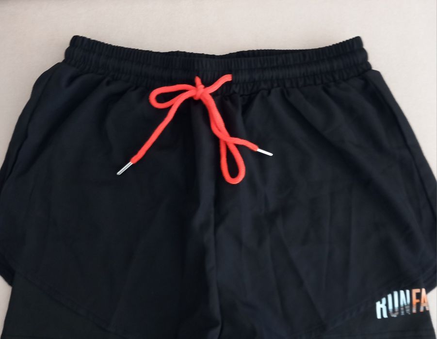 Pantaloni scurti Fitness 2 în 1