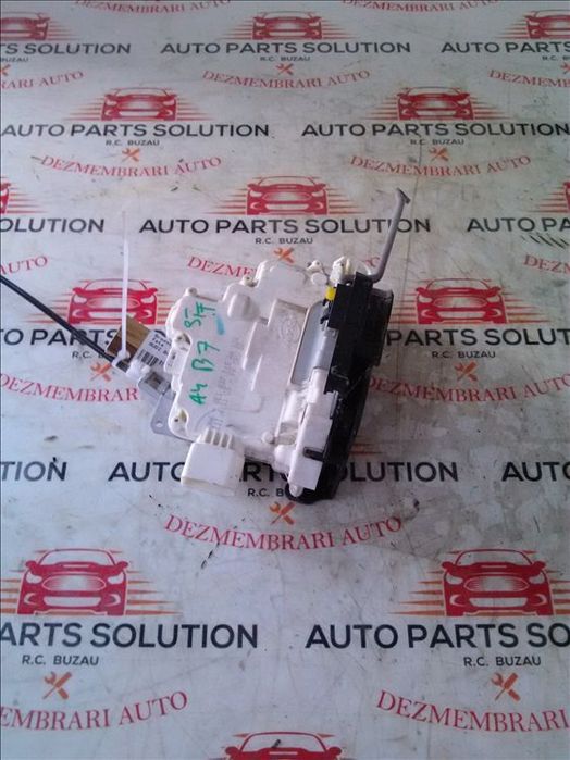 broasca usa stanga fata audi a4 b7