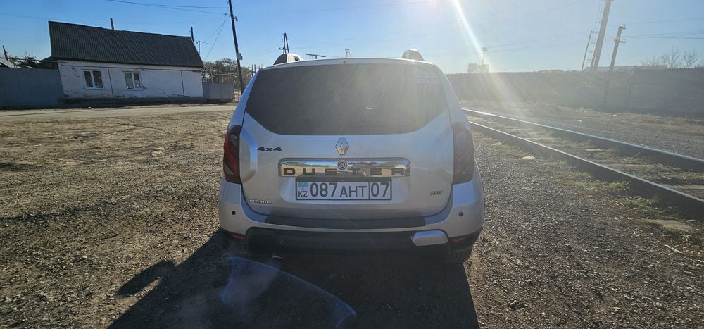 Продам дастер 2.0