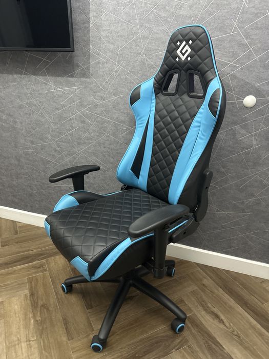 Игровое кресло Defender