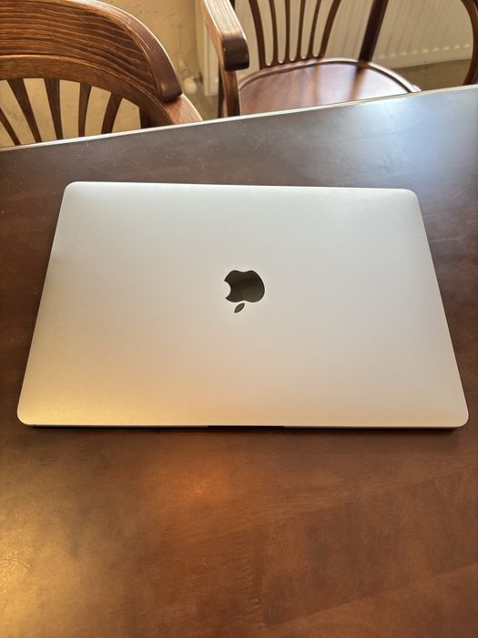 Macbook Air 13/ M1 2020