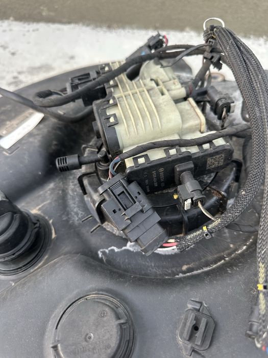 Адблу помпа резервоар Mercedes S class w221 s350 bluetec adblue в221