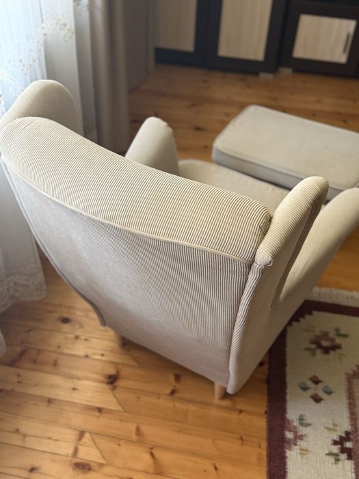 Кресло с табуретка Ikea Strandmon