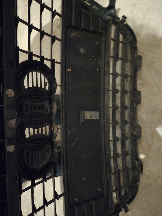 Решетка Ауди A1  Audi A1 2010г-2015г