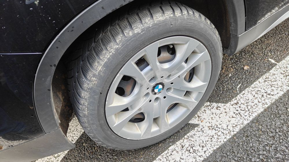 Jante oțel cu capace originale BMW X1