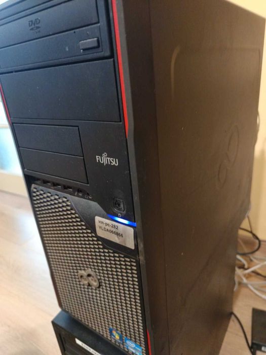 Компютър Fujitsu Esprimo P700 E90+