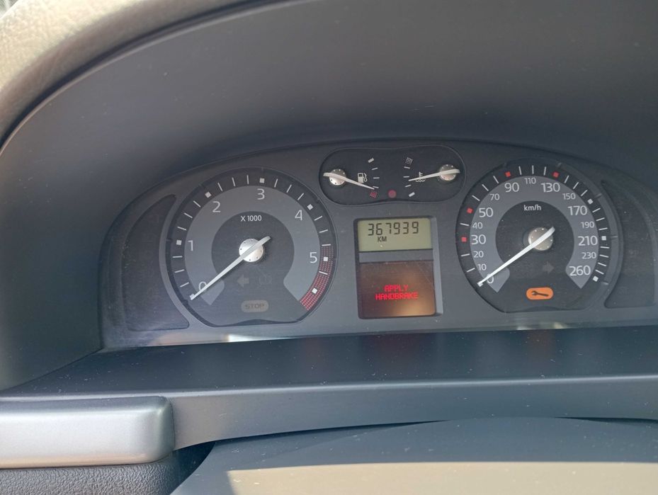 Vând Renault laguna2