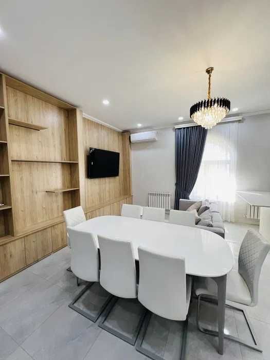 Сдается новая 2-х комнатная квартира в "Xon Saroy"