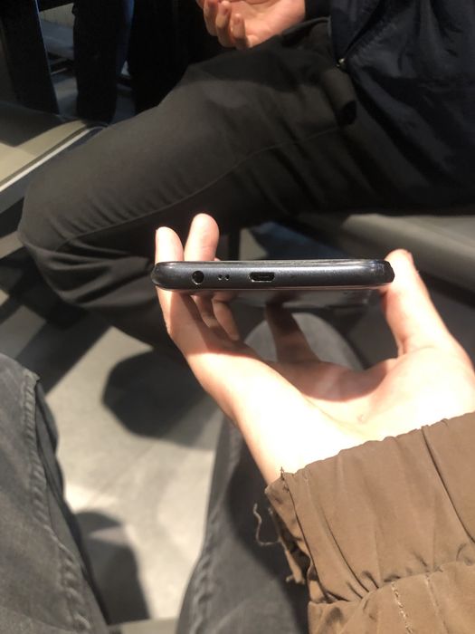 Realme c21yпродам за 15000
