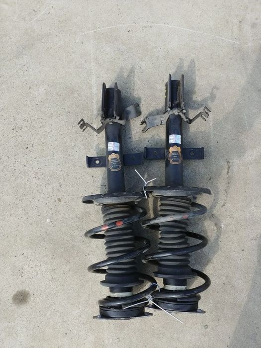 set amortizoare telescoape cu arcuri fata 1.5 dci renault captur 1 j5 391000367r  423135jp