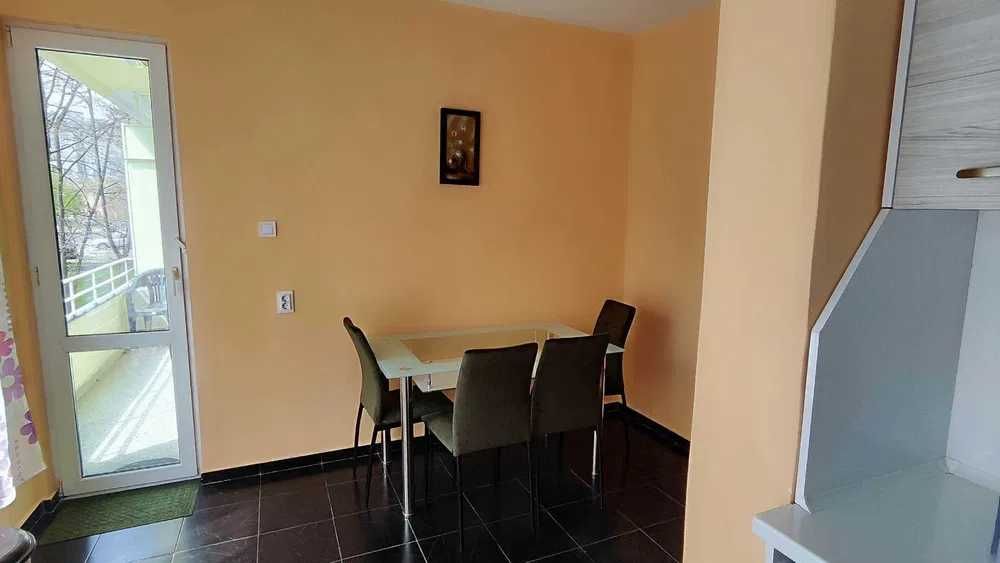 Дава се под наем Двустаен апартамент в София, Красна поляна 2 - 65 кв.м за 425 € - Снимка #1