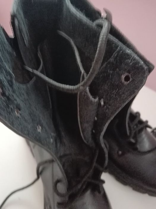 Продам берцы осень