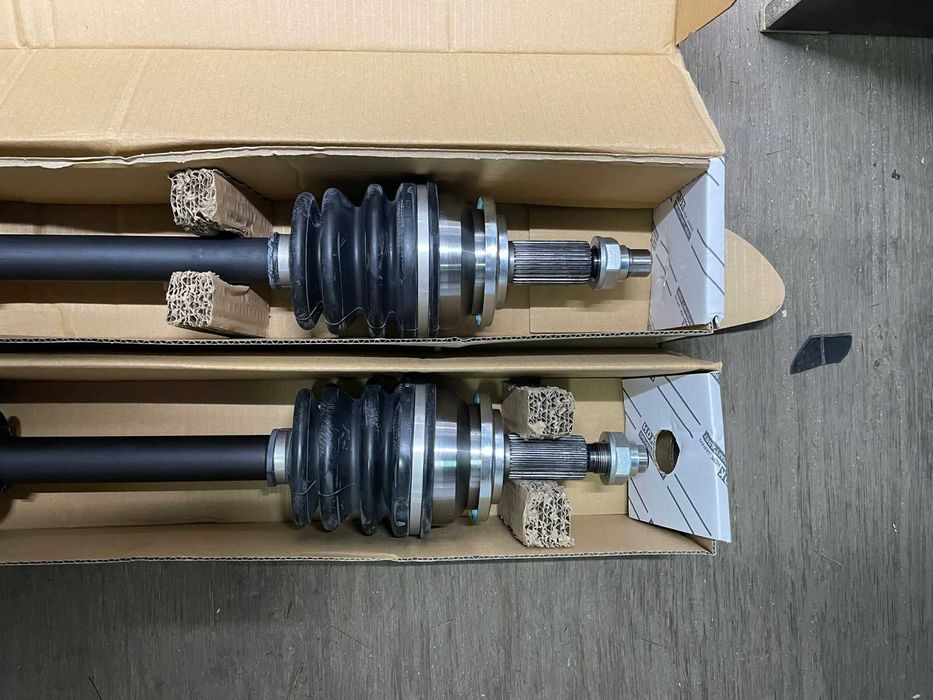 Привод в сборе гранаты на Subaru Outback