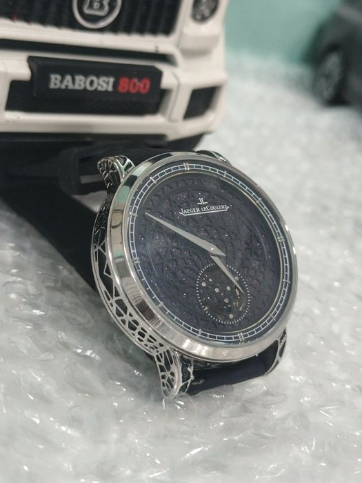 Часы Jaeger Le Coultre 
Копия часов Jaeger Le Coultre (18599)
К