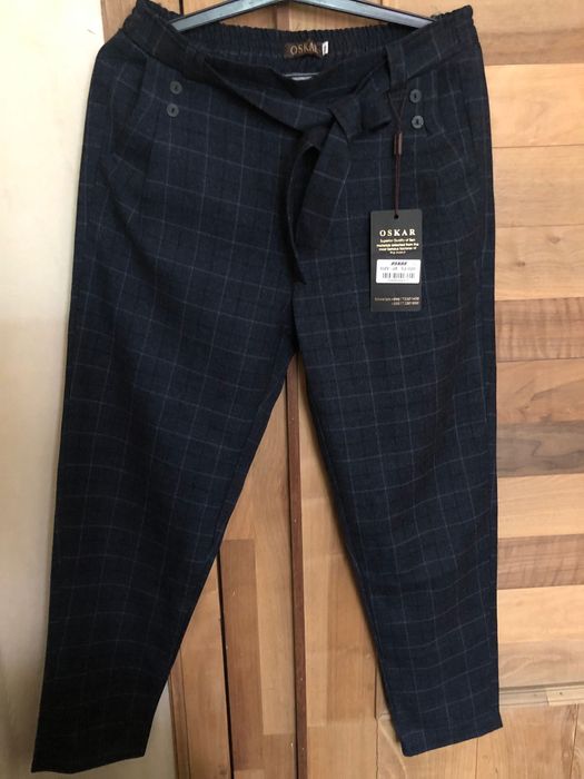 Стильные женские брюки  28 размер весенне-осенние