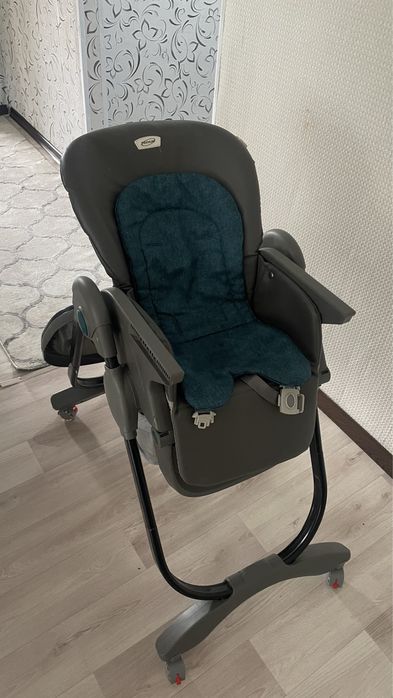 Детский стул для кормления