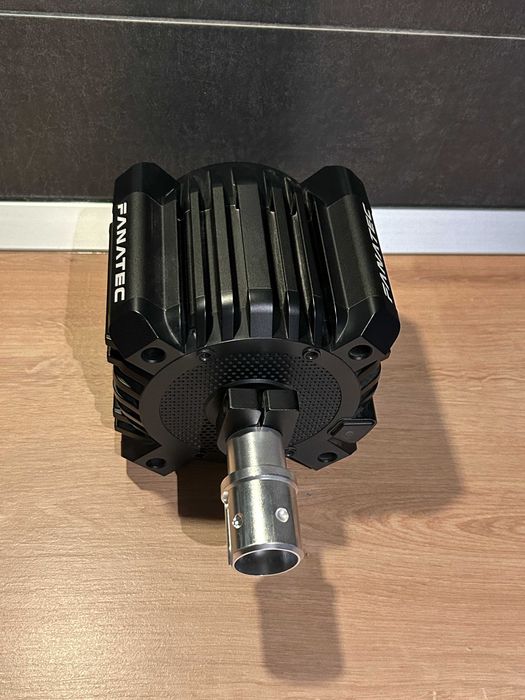 Fanatec GT DD Pro 8Nm si volan McLaren GT3 V2