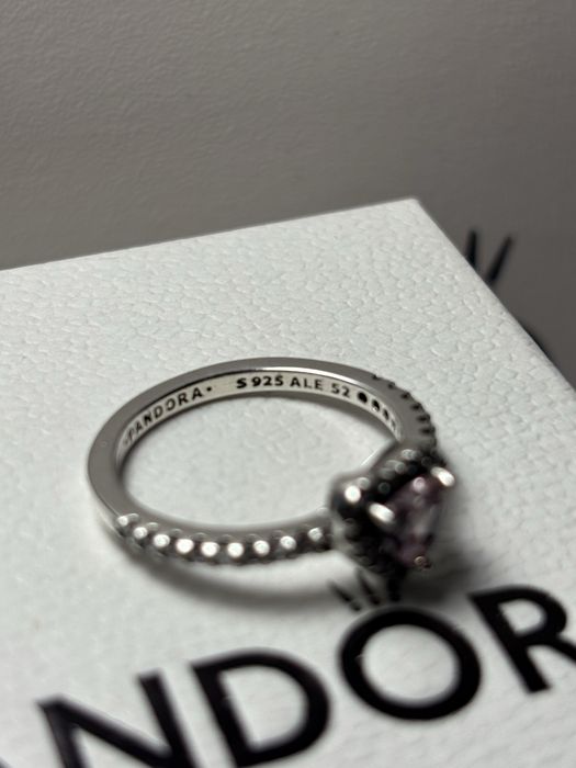 inel pandora argintiu piatra roz