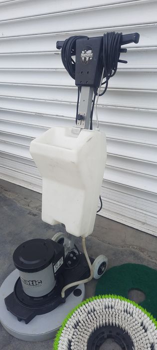 Numatic  bmd1000s Машина за Почистване Полиране Пране на килими