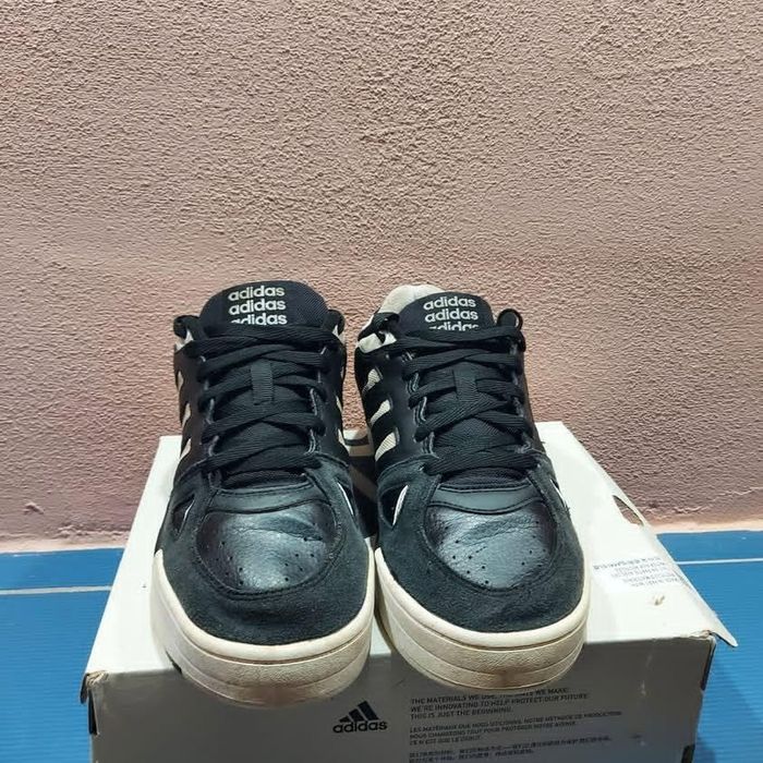 Adidași Adidas HVC 2