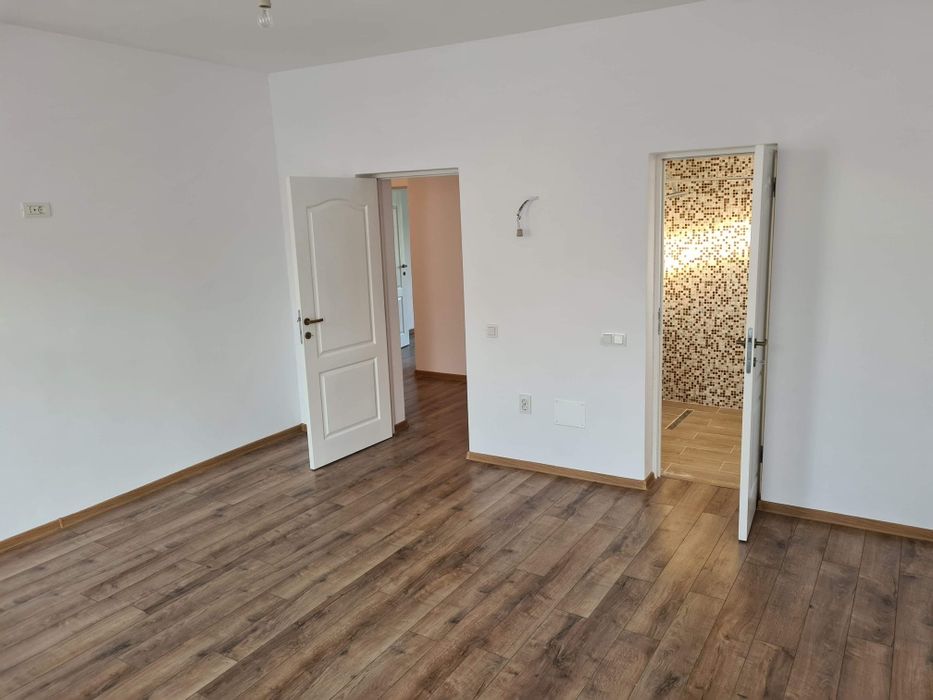 Inchiriez casa in Arpasu de jos