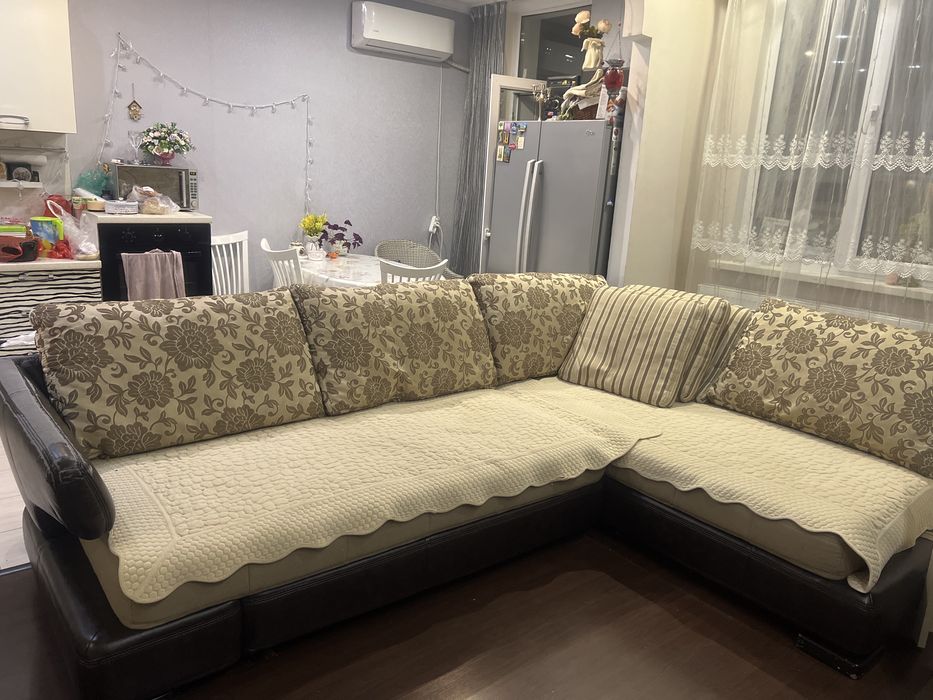 Диван гостинный