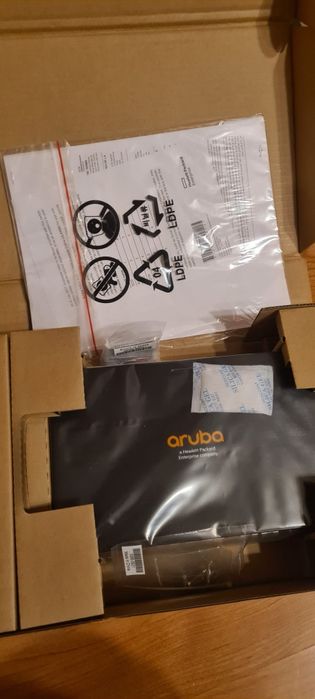 Vand switch HP Aruba 2530 8G